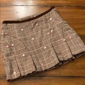 Old Navy plaid skirt, size 7, heart details